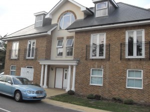 Luxury furnished 1 bed modern flat To Let